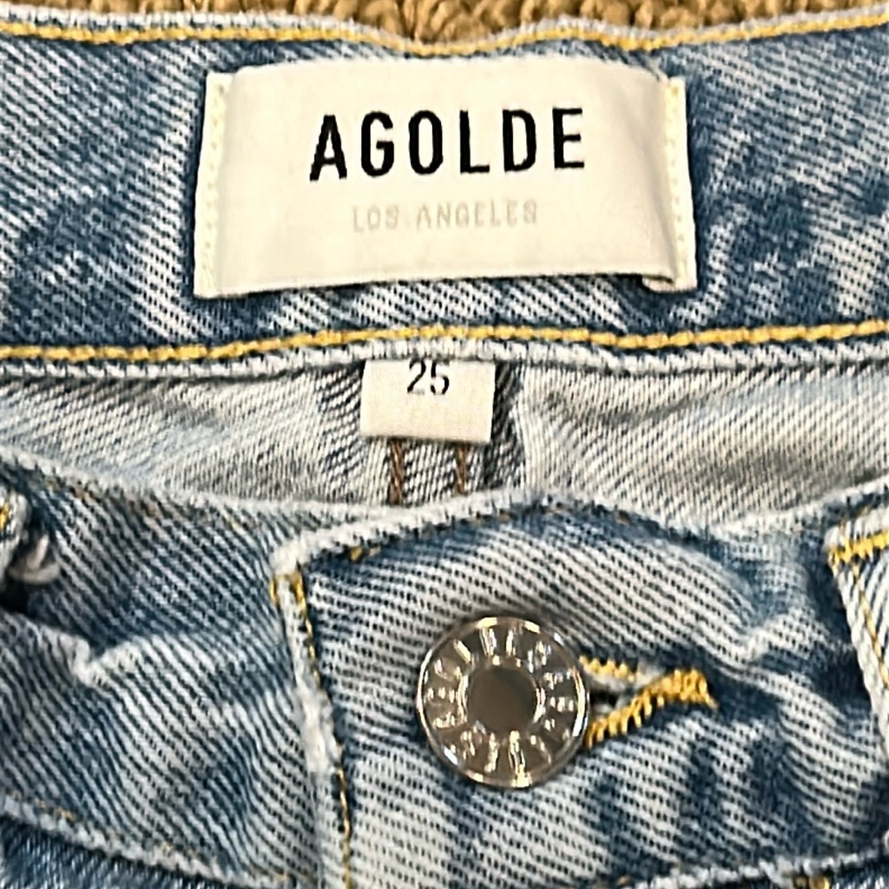 AGOLDE Women's Parker Vintage Distressed Denim Shorts size 25 Button Fly - Picture 7 of 14